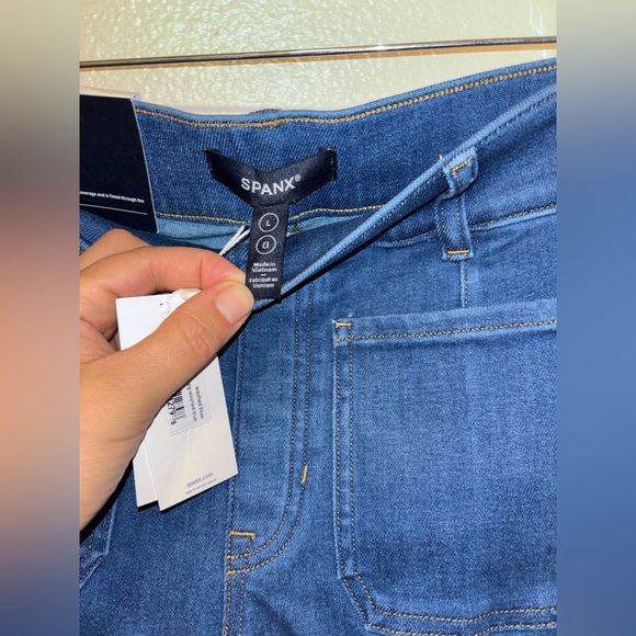 NWT SPANX Shape EveryWear Cropped Wide Leg Washed Blue Size large petite - Picture 4 of 8